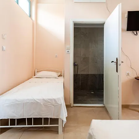 στούντιο στη στοά βαρβουτσή#6 Apartment *