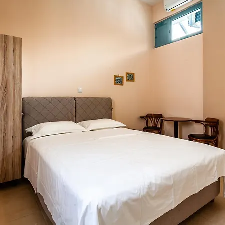 στούντιο στη στοά βαρβουτσή#6 Apartment